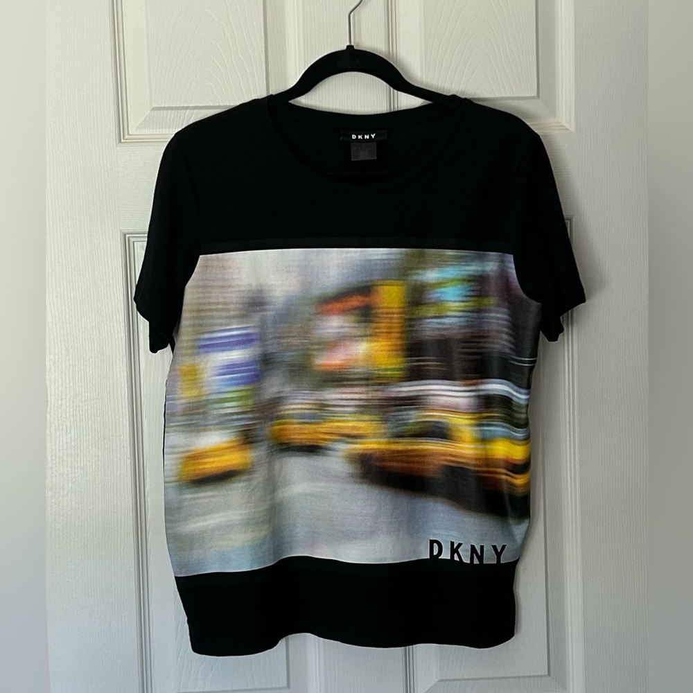 DKNY T-shirt